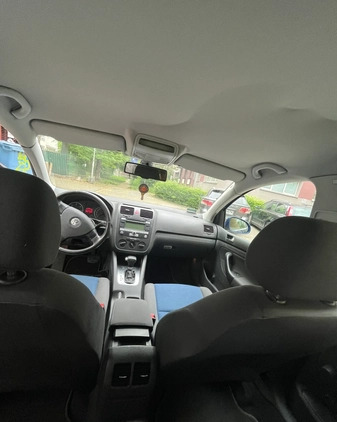 Volkswagen Golf cena 15000 przebieg: 231000, rok produkcji 2005 z Warszawa małe 46